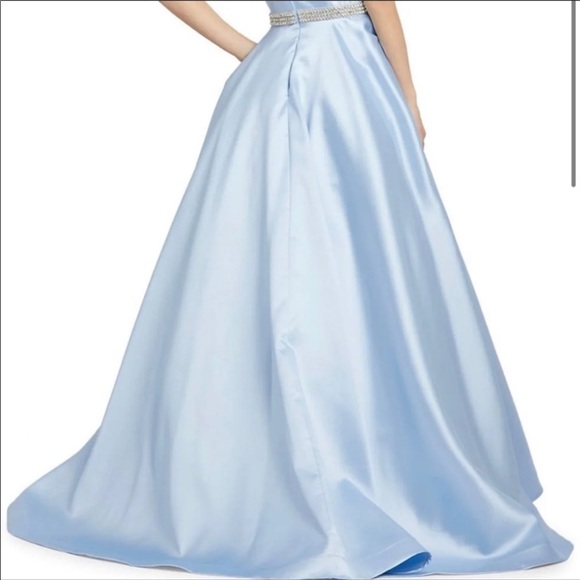 Size 6 - Picture 3 of 3